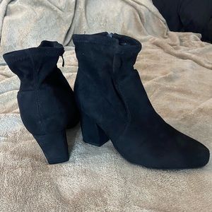 Black faux suede Heeled Boot size 10w Never worn Torrid